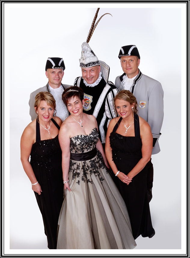 Prinzenpaar mit Hofstaat 2017